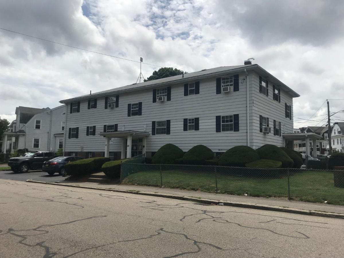 Brookside House Lodging Quincy Exterior photo